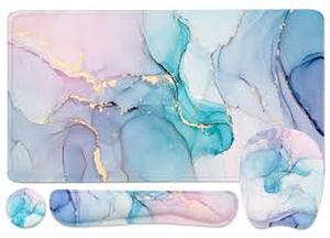 lot 18390 image: Mouse pad with Gel Pads