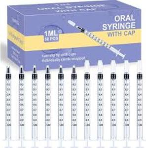 lot 3390 image: 1ml Oral Syringes with Caps Medical Supply Set