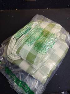 lot 14408 image: gillhov Gingham Tablecloth Rectangle Checkered Table Cloth Cotton Linen Fabric Wrinkle Free Washable Buffalo Plaid Table Cover for Kitchen Dining Picnic Camping, Green and White, 55  70 inch