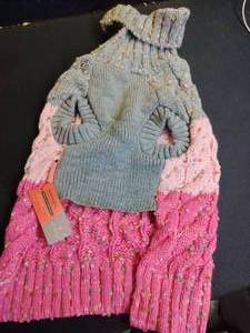 lot 14419 image: Pink & Grey XL Knitted Pet Sweater