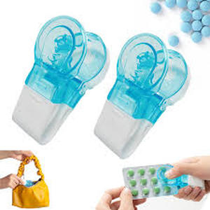 lot 4055 image: Smilelife Portable Pill Taker, Pill Organizer Pill Boxes Assistance Tool (2 PCS)