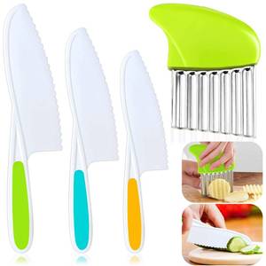 lot 6029 image: TAORISH 4 Pcs Kids Knife Set, Kids Kitchen Knife with Crinkle Cutter, Serrated Edges Plastic Toddler Chef Knife for Real Cooking & Cutting Fruit Bread used