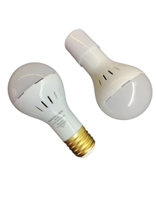 lot 14021 image: 3 Way LED Light Bulbs 3000K E39 Base 30W