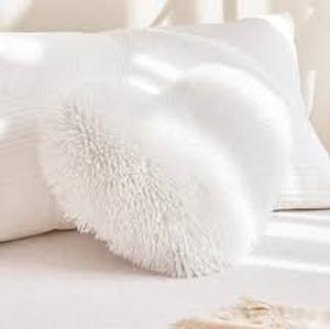 lot 20286 image: Heart Shaped White Fuzzy Pillow