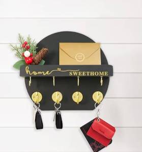 lot 9438 image: Key Holder for Wall