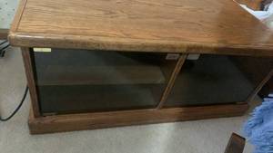 lot 1008 image: Solid Oak entertainment cabinet  15x 37x20