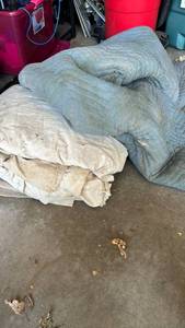 lot 2004 image: Painters drop cloth and furniture blanket