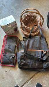 lot 2009 image: Baskets, Fiskars garden tool bag plant watering spikes
