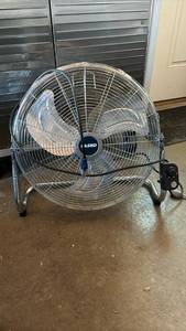 lot 2016 image: Lasko High Performance Floor Fan with Variable Speed Control