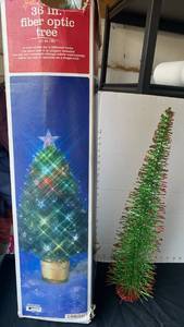 lot 2100 image: Christmas trees including 3ft filbert optic