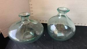 lot 2125 image: Round Glass Apothecary Bottles