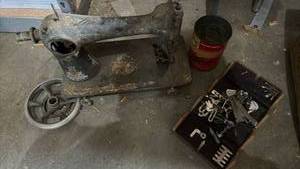lot 2158 image: Singer Cast Iron Treadle Sewing Machine with Accessories