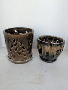lot 2219 image: Decorative Ceramic Planters with Cut-Out Design - Set of 2