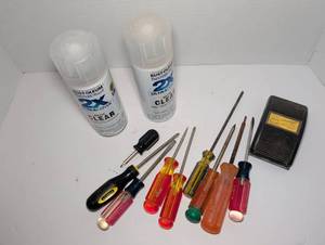 lot 2308 image: Mixed Screwdriver Set with Rust-Oleum Spray