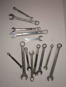 lot 2313 image: Mixed Craftsman and assorted Wrench Set