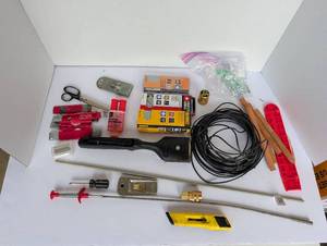 lot 2337 image: Misc Garage Junk Drawer