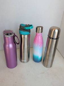 lot 2352 image: Insulated Water Bottle Collection