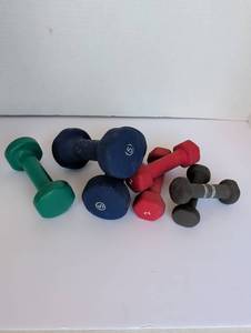 lot 2353 image: Mixed Weight Neoprene Dumbbell Set