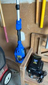 lot 2422 image: Kobalt Weed Eater with Charger and extra line
