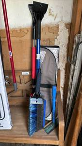 lot 2428 image: Windshield sun screen and Car Snow Brush and Ice Scraper Set