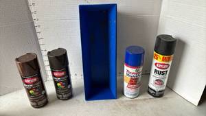 lot 3008 image: Spray Paint Collection
