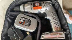 lot 3208 image: Black & Decker Cordless Drill with Charger and Carrying Case