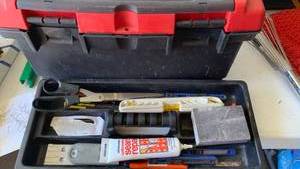 lot 3238 image: Keter plastic tool box with contents