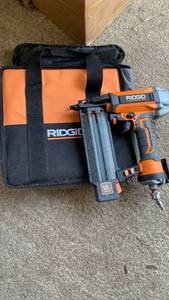 lot 3248 image: RIDGID 18 Gauge Brad Nailer with Carrying Bag