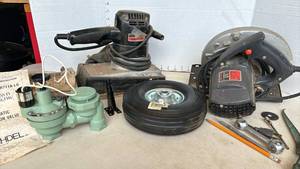 lot 3330 image: Electric Skilsaw, Crraftsman Samder, Lawn Genie and more