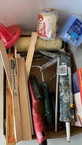 lot 3401 image: Painting supplies