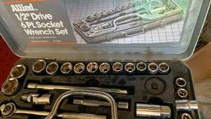 lot 3412 image: Socket Wrench Set with Case