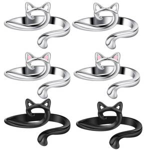 lot 45629 image: 5pcs Knitting Crochet Loop Ring for Fingers Metal Open Yarn Guide Crochet Rings Adjustable Braided Faster Knitting Thimbles Holders Accessories for Crochet Mother Grandma Gifts with Box - Retail $7