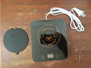 lot 45632 image: Coffee Mug Warmer for Desk with Auto Shut Off, Coffee Warmer for Desk Office with 3 Adjustable Temp. &12 Hours Timer (Valentines Day Gifts) - Retail $10