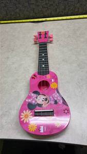 Disney Minnie Mouse Pink Junior Ukulele