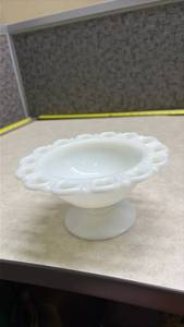 lot 1342 image: Milk Glass Lace Edge Compote