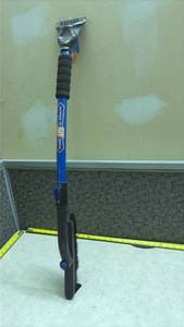 lot 1355 image: Subzero Crossover 50-inch Snow Broom