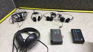lot 1411 image: Mixed Lot of Headphones and Portable Radios. (SS)