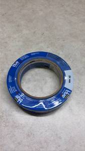 lot 1438 image: 3M ScotchBlue Painters Tape Roll 24mm