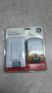 lot 1445 image: GE Indoor Remote Wall Switch Light Control Kit