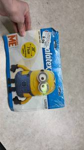 lot 1452 image: Despicable Me Minion 28 Inch Foil Balloon