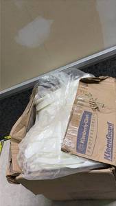 lot 1474 image: KleenGuard A40 White Protective Coveralls Disposable Suits