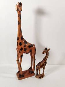 lot 156 image: Hand Carved Wooden Giraffe Figurines Set