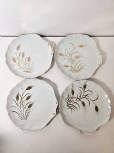 lot 193 image: Lefton China Golden Wheat Pattern Decorative Plates Set