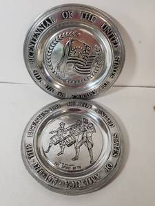 lot 194 image: Bicentennial United States Commemorative Pewter Plates Set