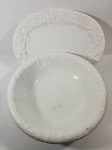 lot 199 image: White Ceramic Platter and Large Serving Bowl