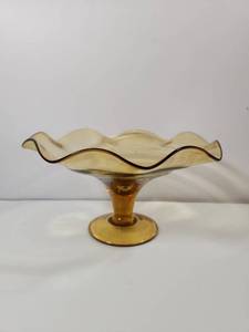 lot 202 image: Amber Glass Pedestal Compote Bowl with Ruffled Edge