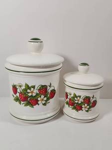 lot 206 image: Strawberry Pattern Ceramic Kitchen Canister Set with Lids