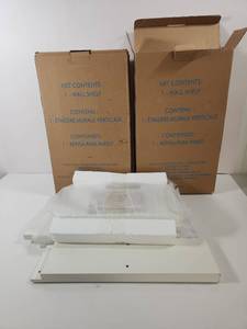 lot 272 image: Set of 2 White Wall Shelves with Mounting Hardware