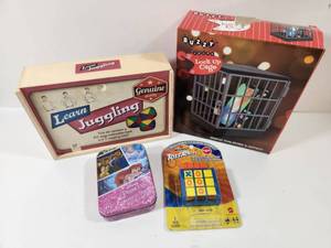 lot 331 image: Mixed Games and Toys Bundle