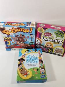 lot 335 image: Childrens Board Game Bundle - Disney and Hasbro Games